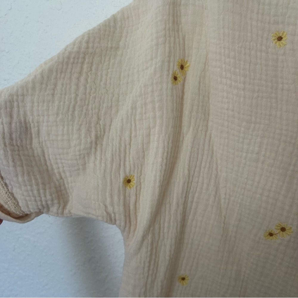 Sunflower Top | Roolee - Picture 5 of 5
